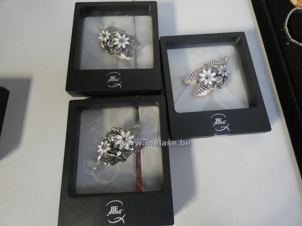 Juweeltjes "BE Jewels"
