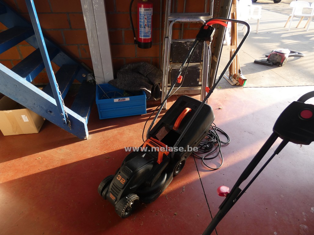 Elec. grasmaaier "Black & Decker"