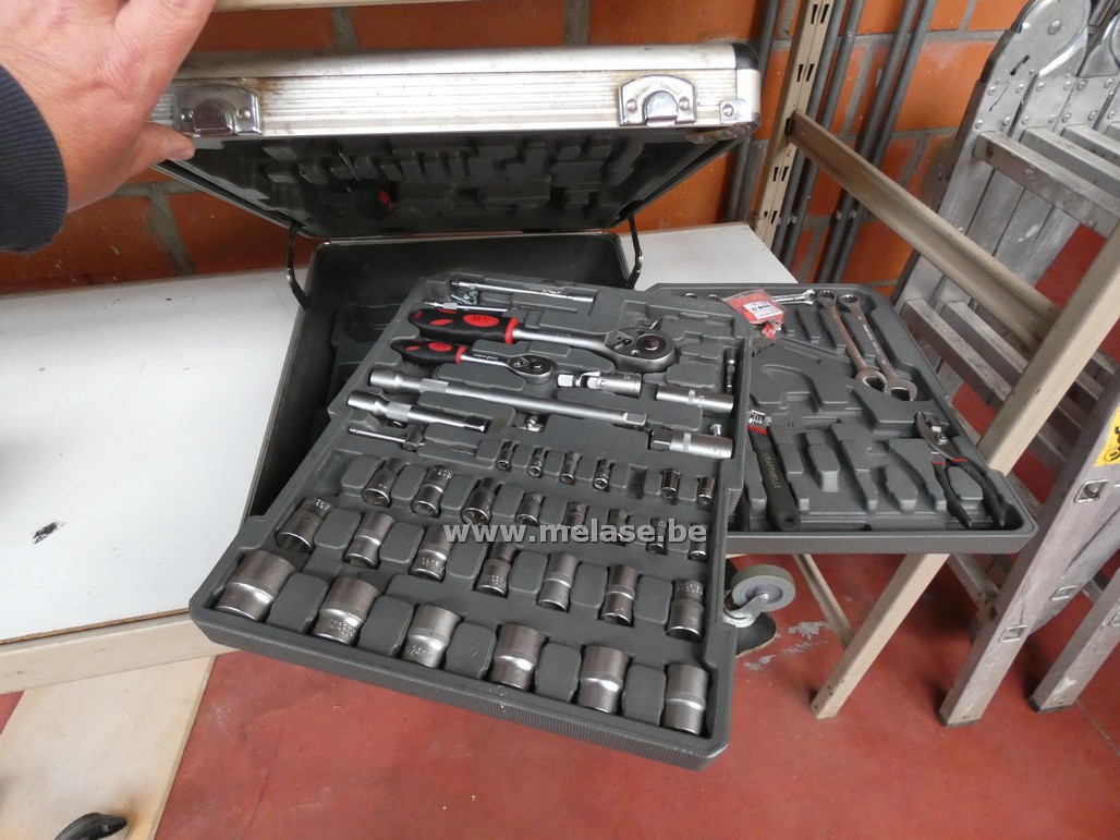 Metalen gereedschapskoffer