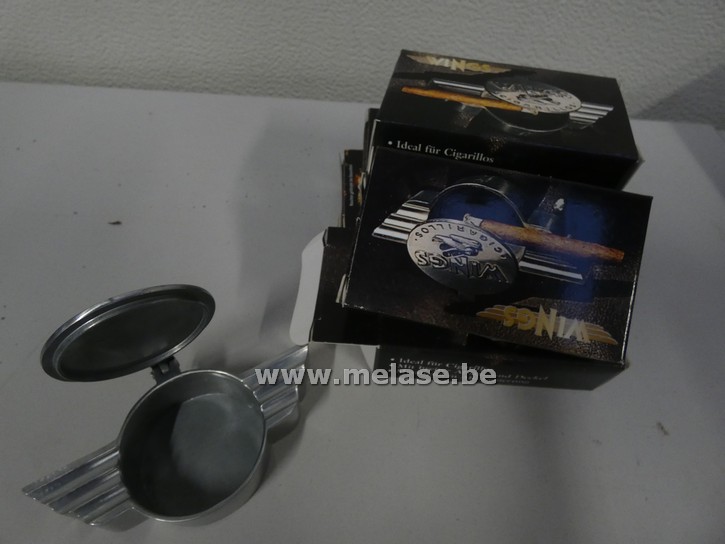Asbak "Wings"