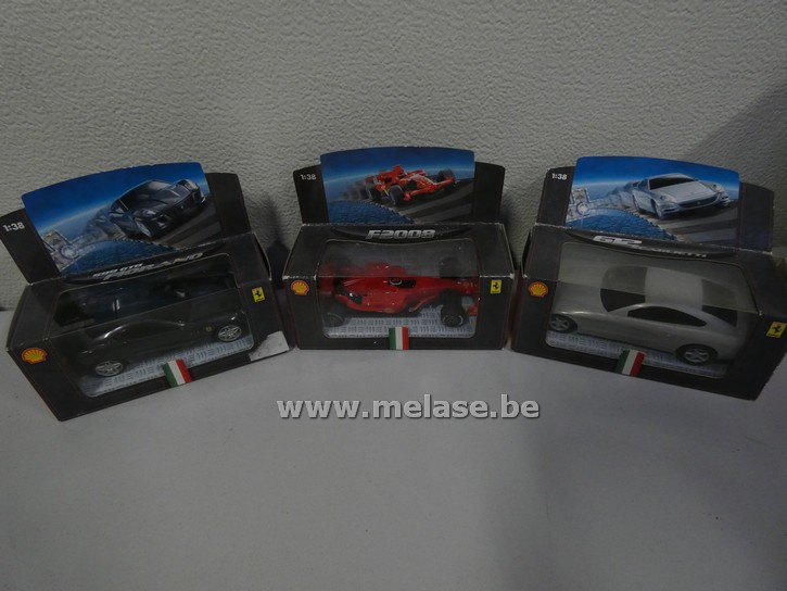 Miniatuurauto's "Ferrari"