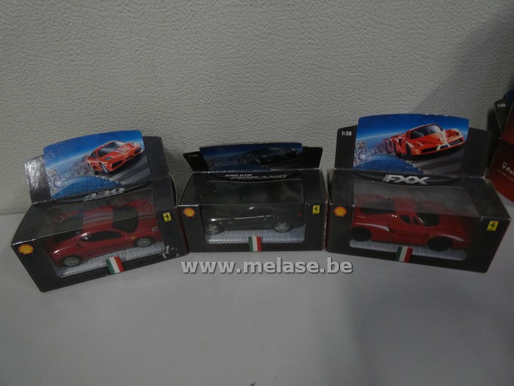 Miniatuurauto's "Ferrari"