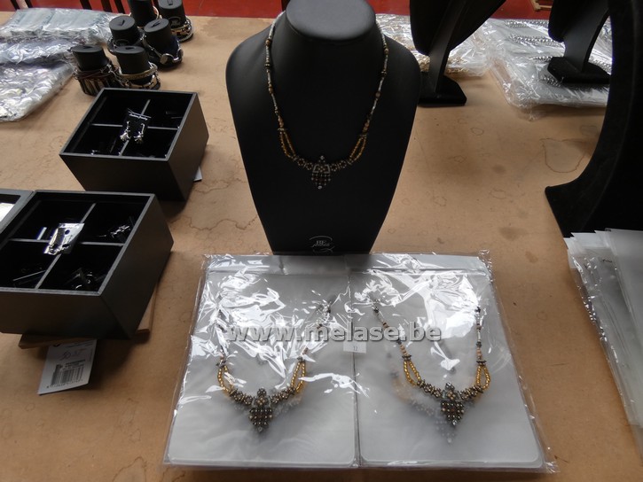 Halskettingen "BE Jewels"