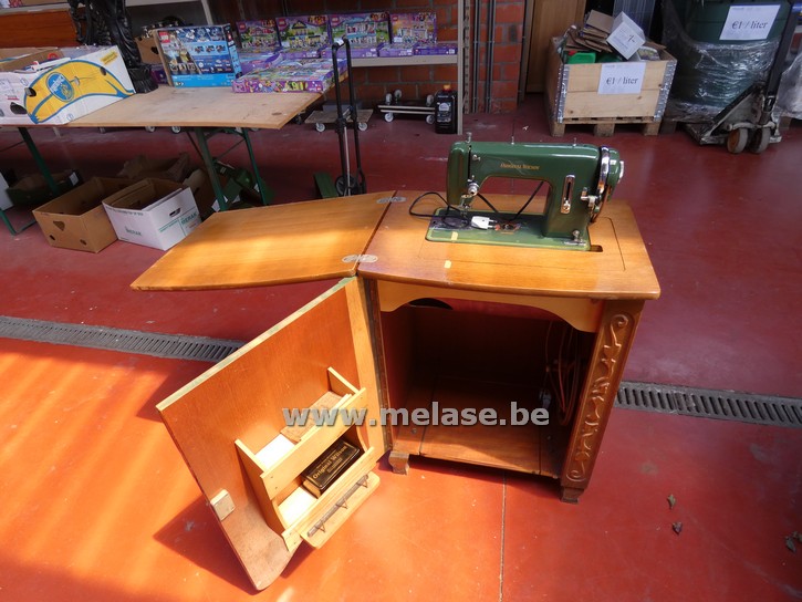 Oudtijdse naaimachine "Original Wilson"