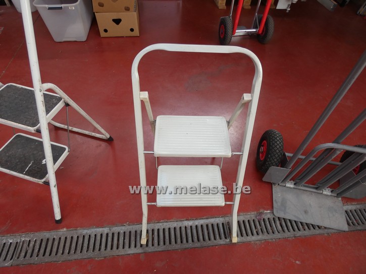 Trapladder "2 treden"