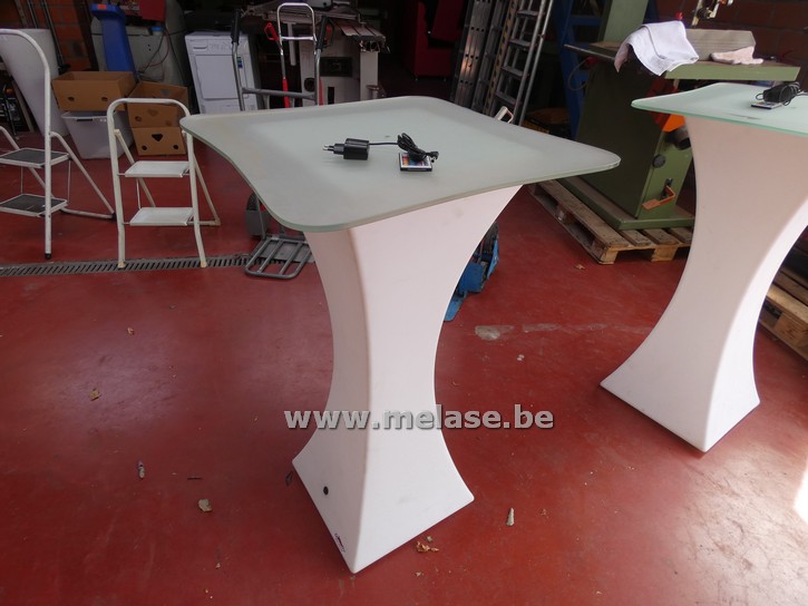 Staan/partytafel met verlichting