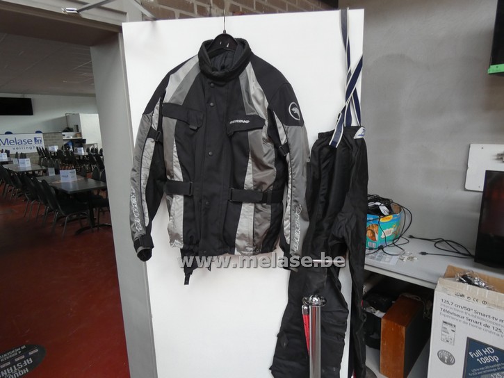 Motorvest "Bering"