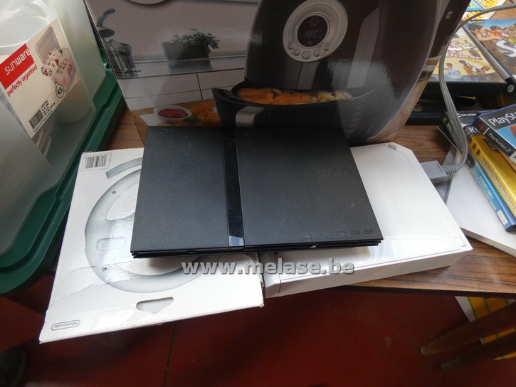 Spelcomputers "WII en Playstation 2"