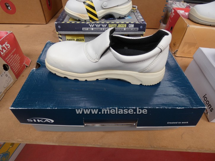 Witte werkschoen "Sika"