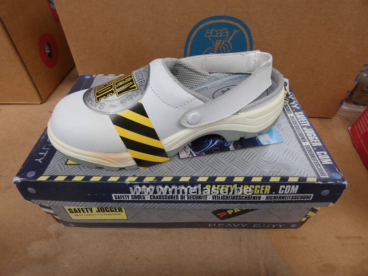 Witte werkschoen "Safety Jogger"