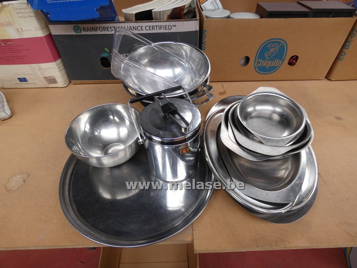 Inox kommen en schalen