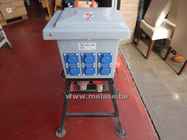 Stroompaddestoel/verdeelkast "Helaf"