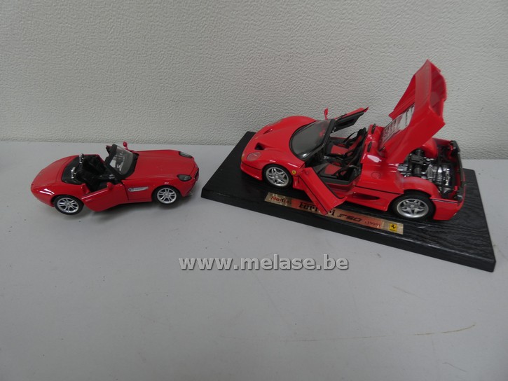 Miniatuurauto's "Ferrari - BMW 28"