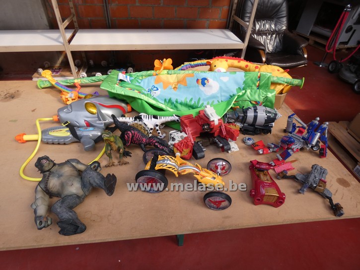 Kinder- en babyspeelgoed