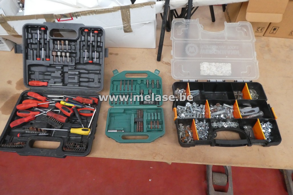 Gereedschap/sorteerbakjes