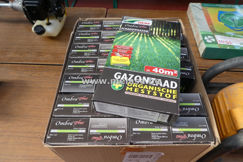 Gazonzaad met organische meststof "DMC"
