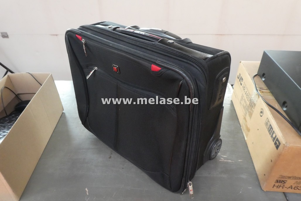 Computertas/trolley "Sakos"