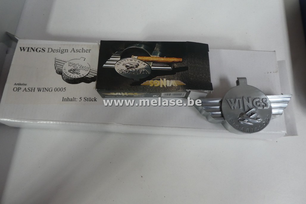 Asbak "Wings"