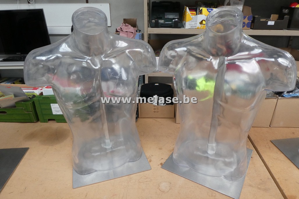 Paspop/buste op voet
