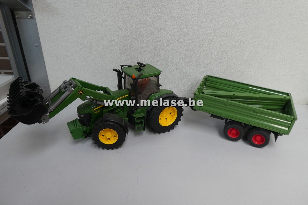 Miniatuurtractor "John Deere 7930"