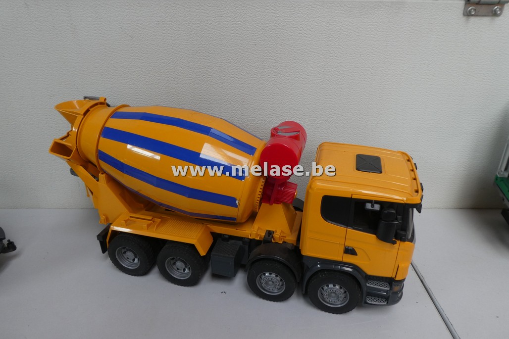 Miniatuurbetonmixer "Scania"
