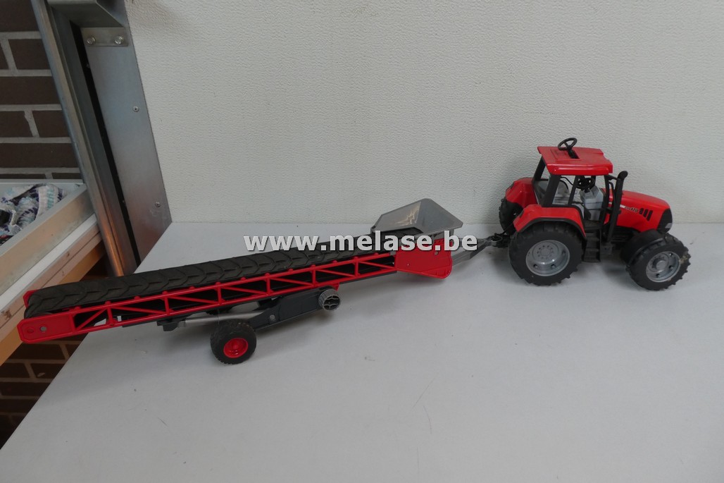 Miniatuurtractor "Case CVX170"