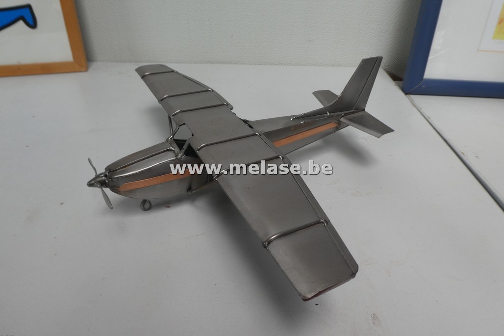 Miniatuurvliegtuig in metaal "Cessna 172"