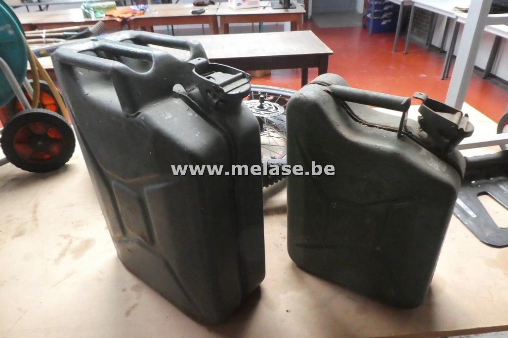 Metalen jerrycans "10L"