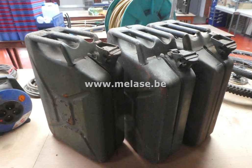 Metalen jerrycans "20L"