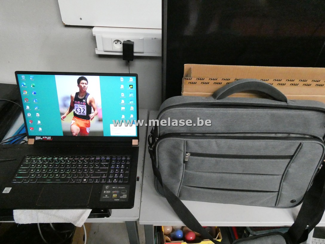 Laptop "MSi"