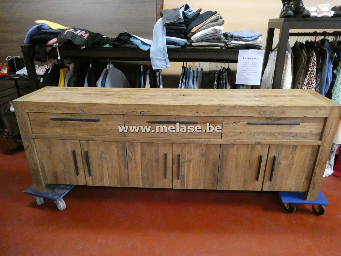 Dressoir