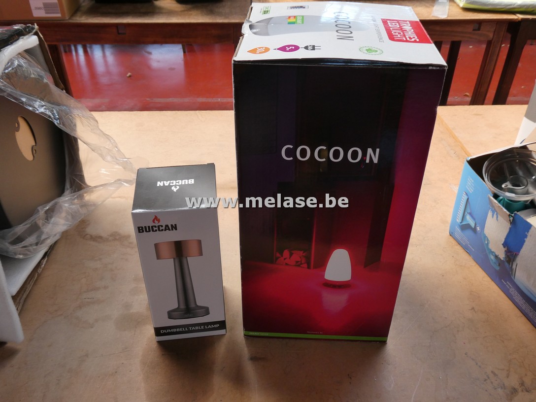 2 sfeerlampen 