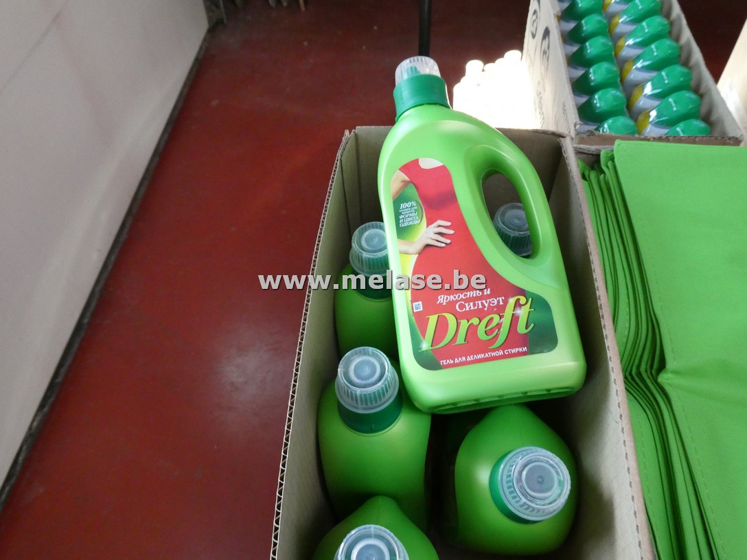 Vloeibaar wasmiddel "Dreft"