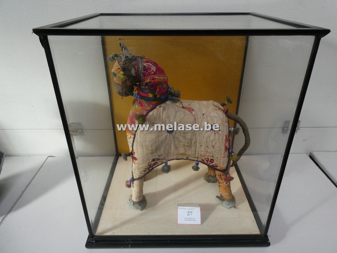 Vintage handgemaakt "Rajasthani" stoffen paard