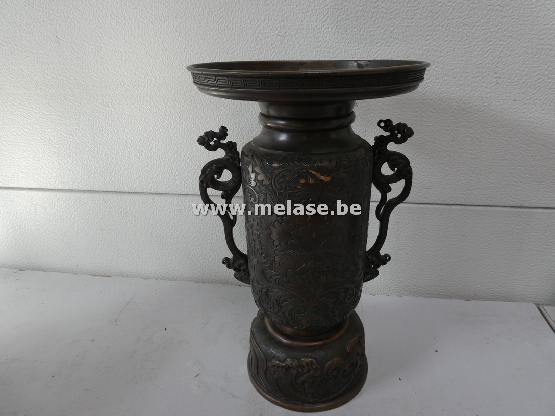 Antieke bronzen vaas "Japanse Meiji-periode"