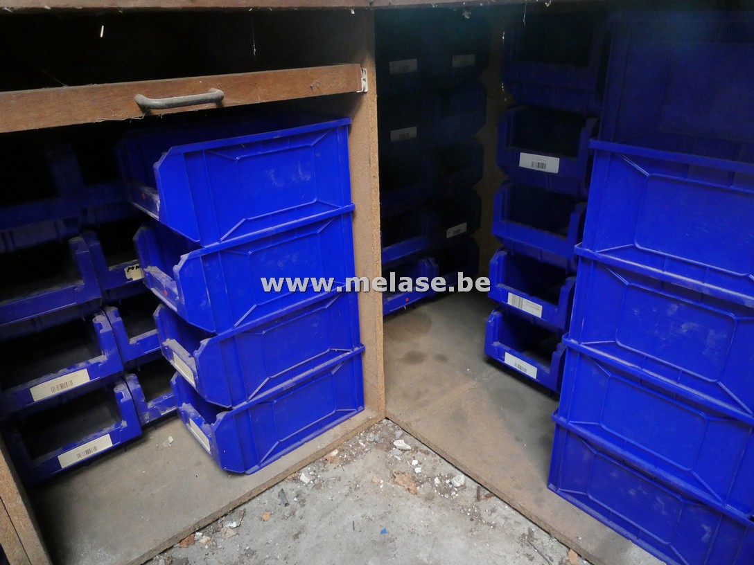 Plastieken sorteerbakjes