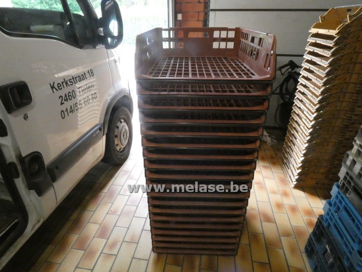 Plastiek manden/bakken