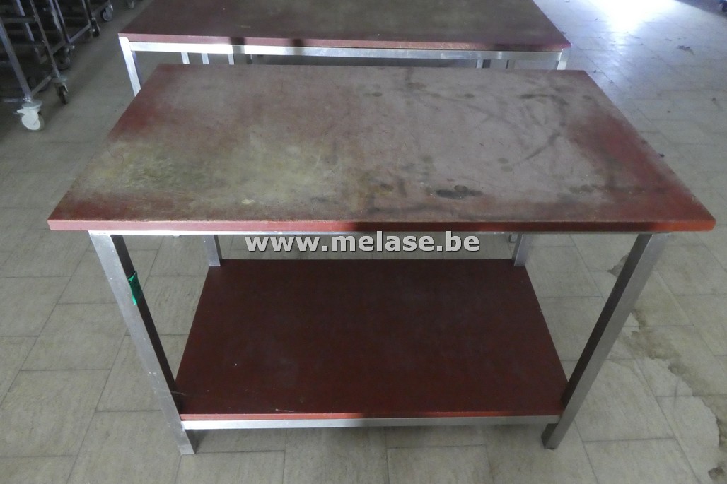Inox werktafel  met rood blad