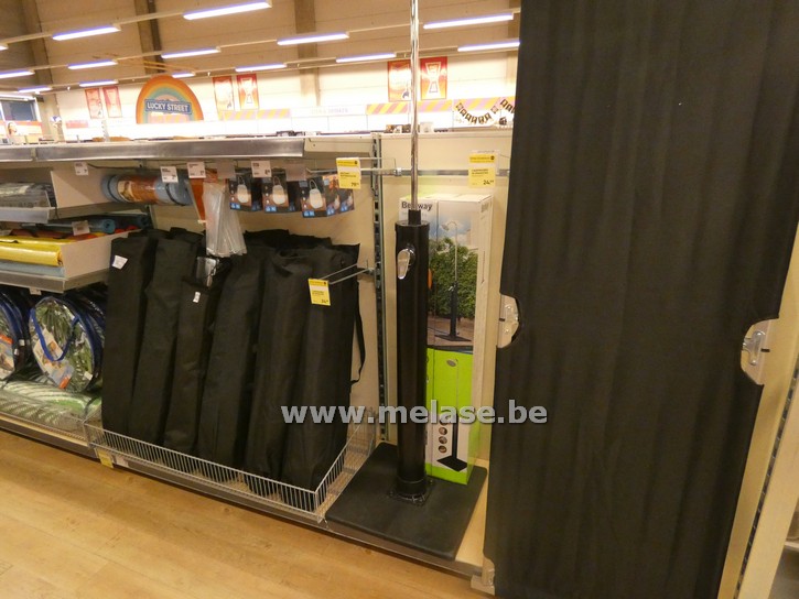 Kampeermateriaal - veldbedden - ventilators