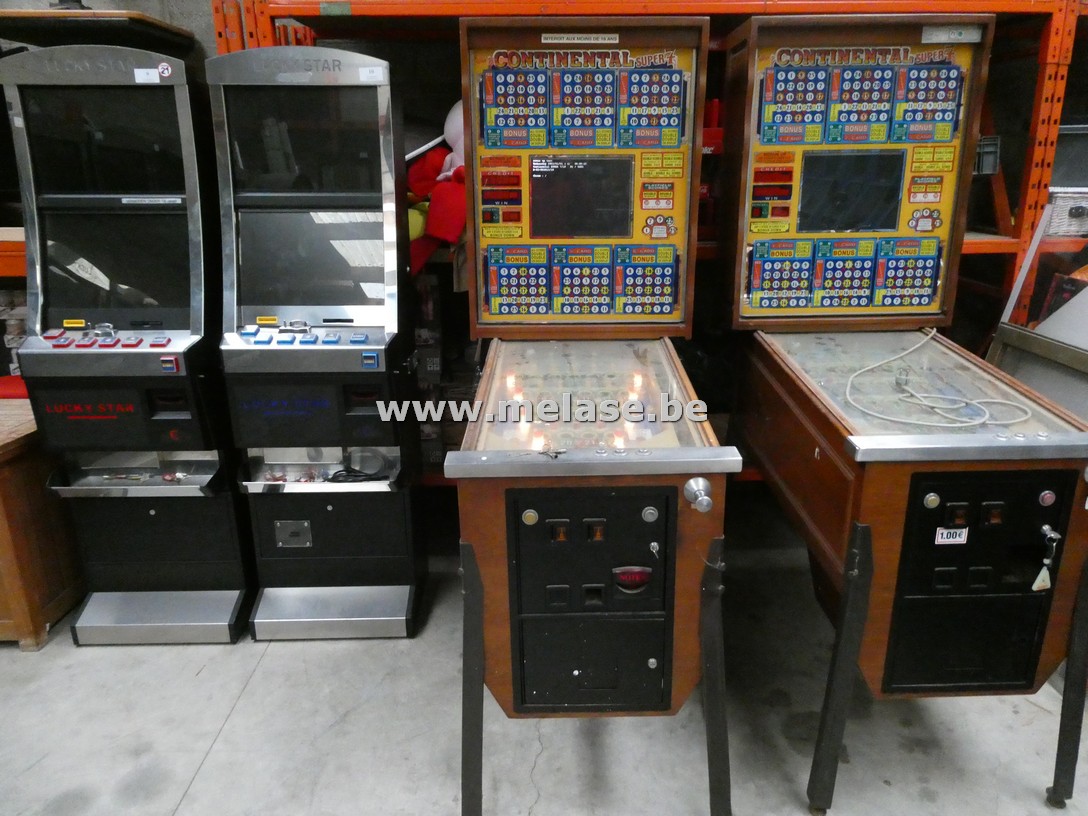 Flipperkast/bingokast  "Continental - Super 7"