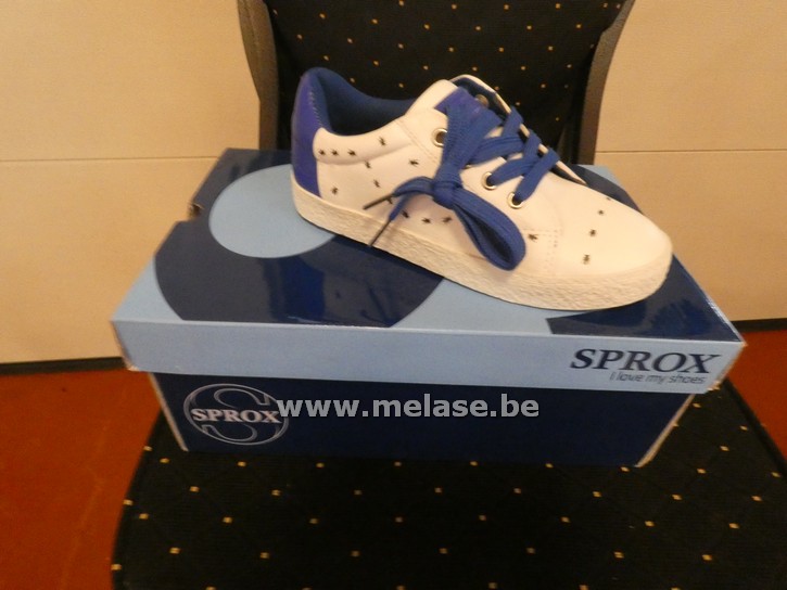 Sprox - wit/blauw "mieren"