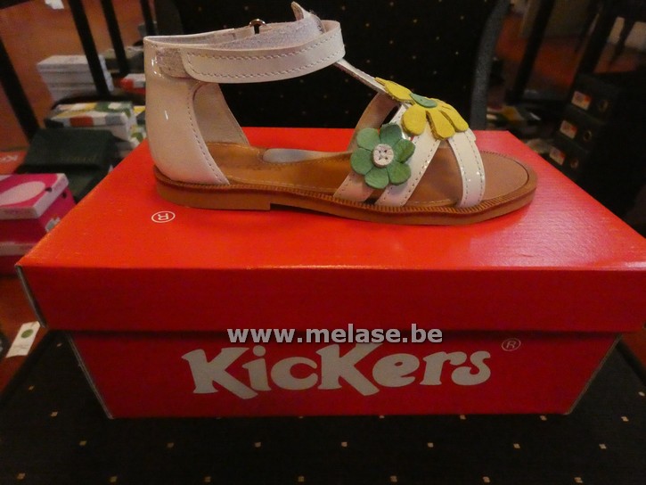 Kickers - wit/gele bloem