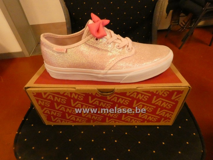 Vans - roos met strik