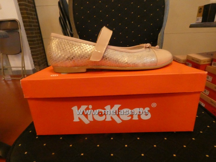 Kickers - roos/grijs