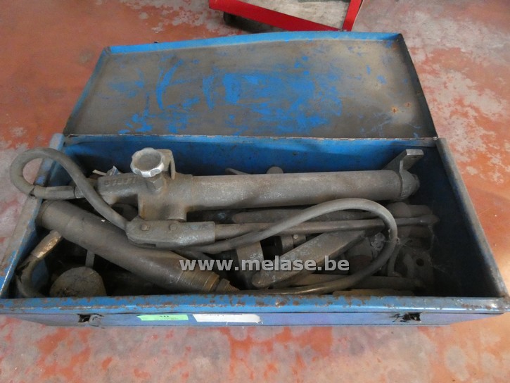 Hydrolische pers voor carosserie