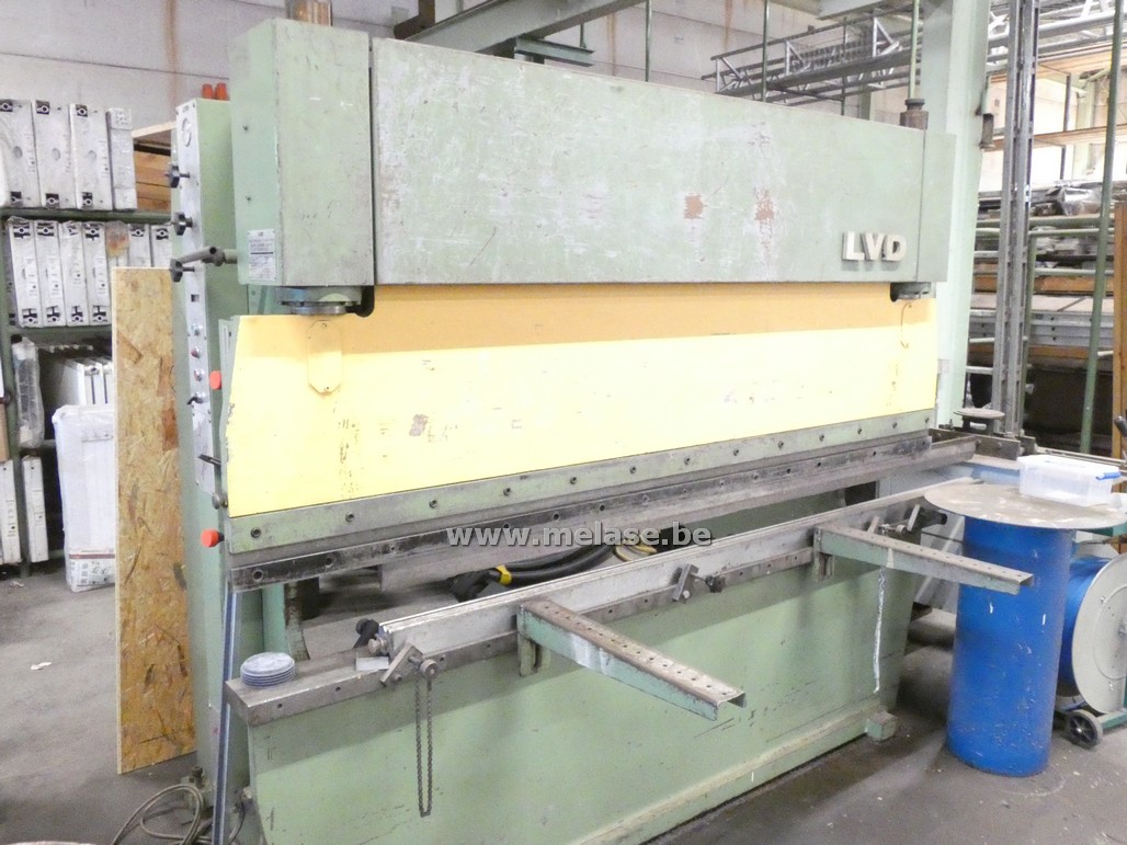 Hydraulische pers "LVD"