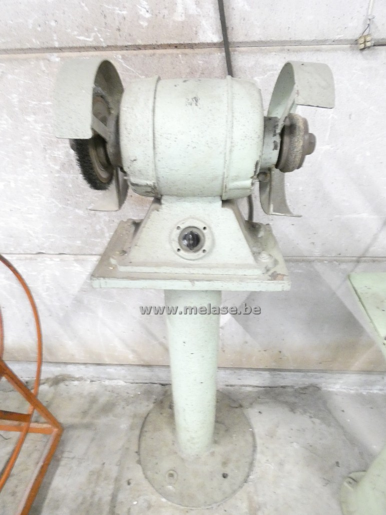 Dubbele slijpmolen/metalen borstel