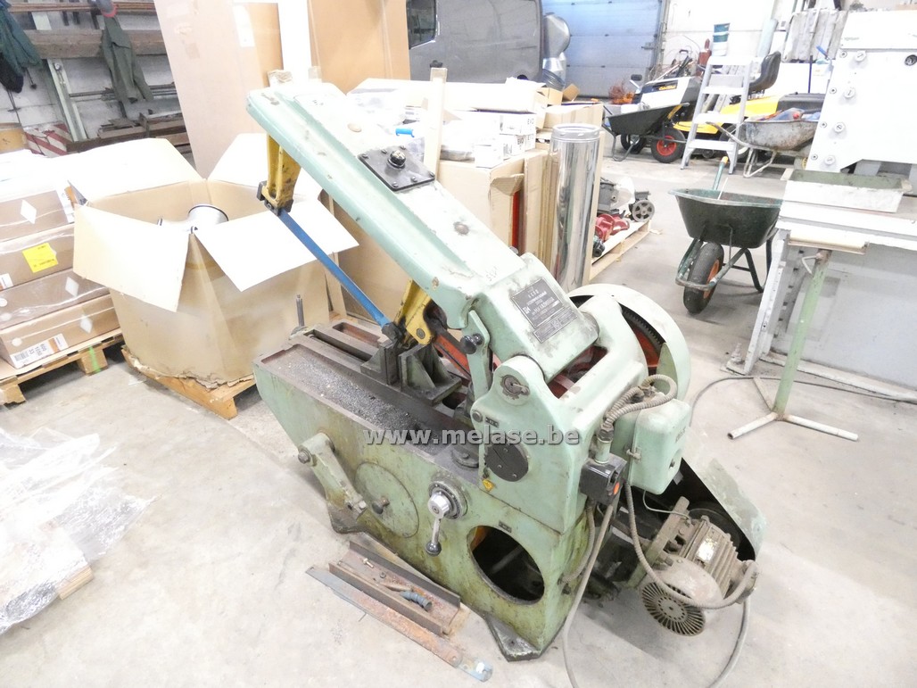 Ijzerzaagmachine