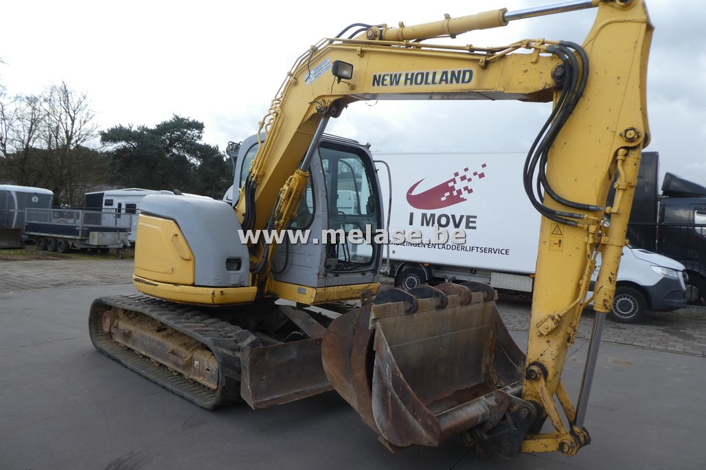 Graafmachine "Kobelco - New Holland"