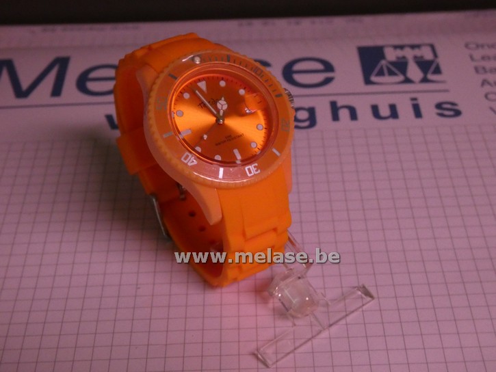 Horloge "Tekday - oranje"